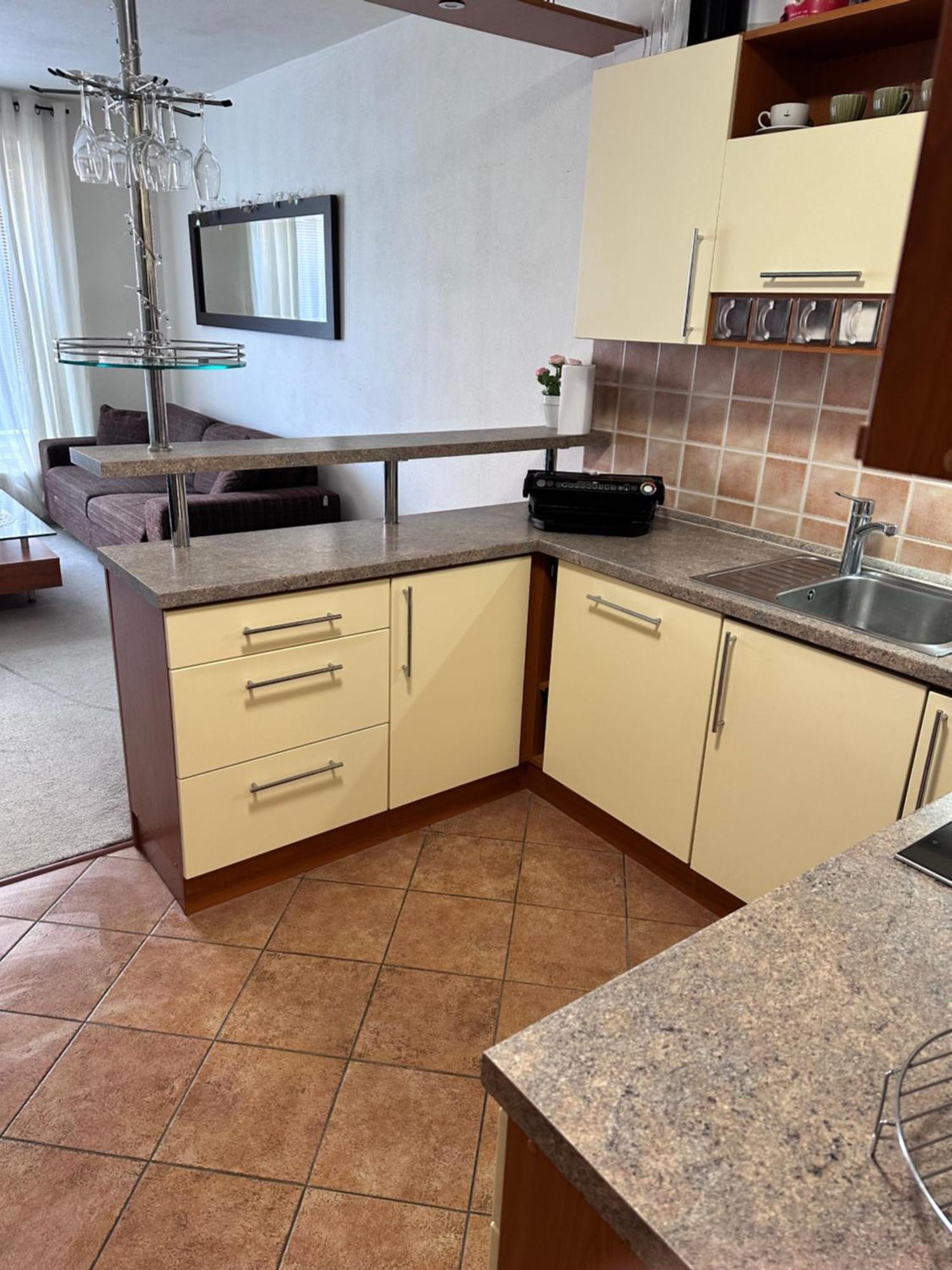 Old Town Apartments Zderadova 6 Бърно Екстериор снимка